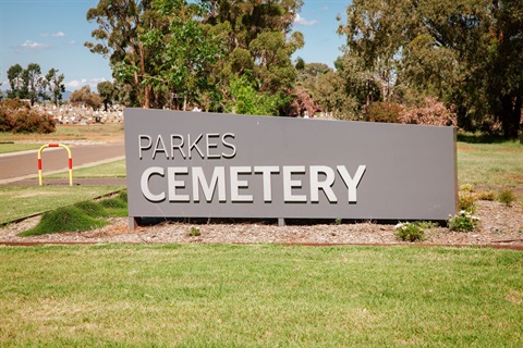 PARKES_SPRING_HIGHRES-201.jpg